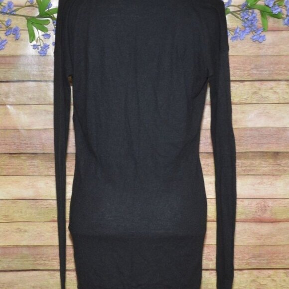 Splendid Ladies L Black Long Sleeve Pullover V-Neck Thin Knit Shirt Top Size L - Picture 5 of 8